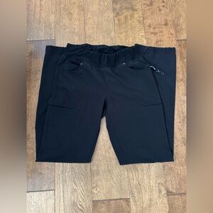 Cherokee iflex Women's Mid-Rise Straight Leg Cargo Tall Scrub Pant